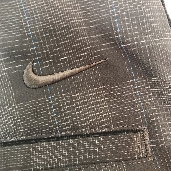 Men's Nike Fit Dry Plaid Golf Shorts 30 - Picture 4 of 12